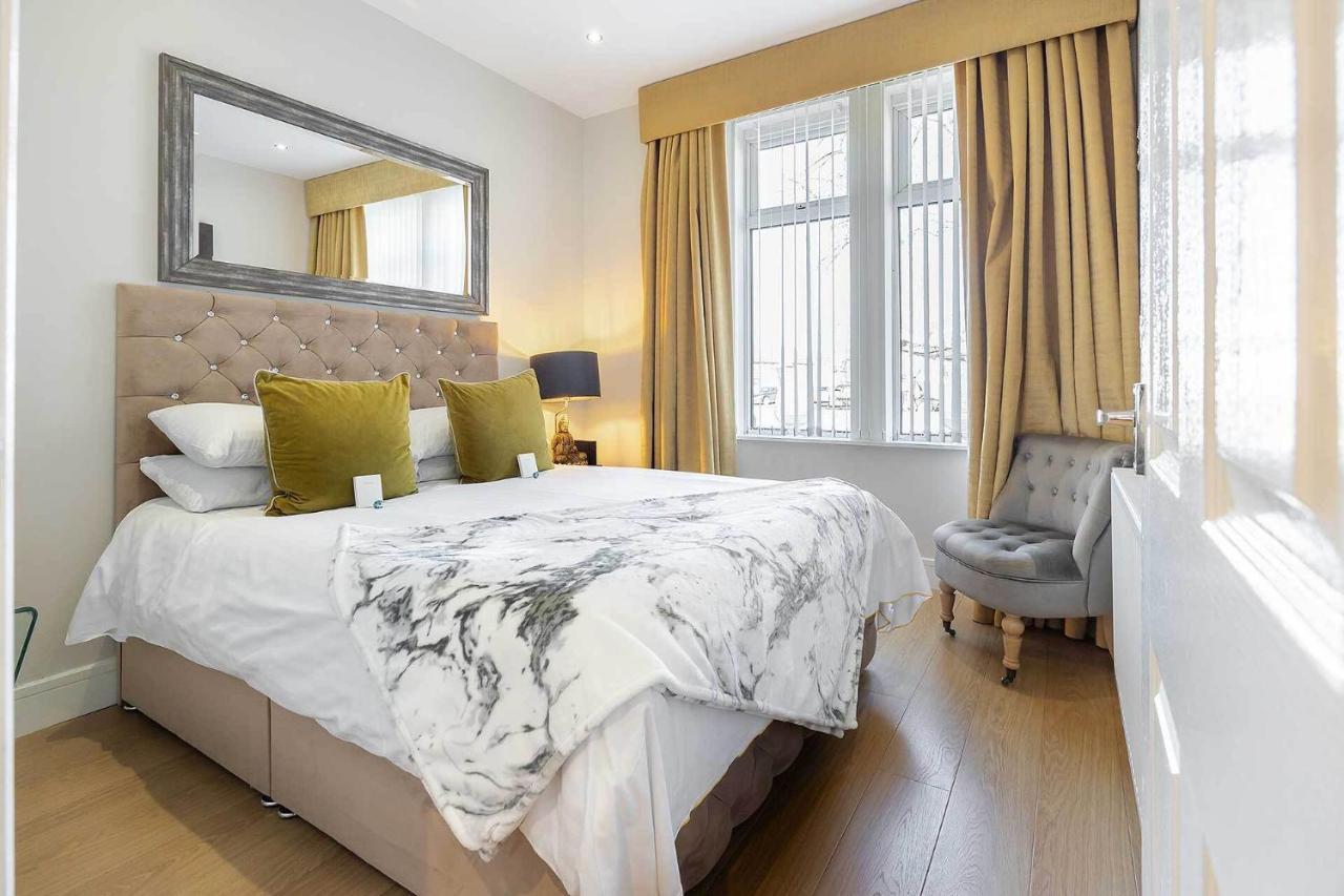 Carmel Apartments Falkirk Zimmer foto