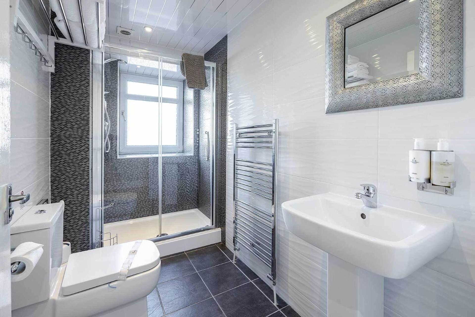 Carmel Apartments Falkirk Zimmer foto